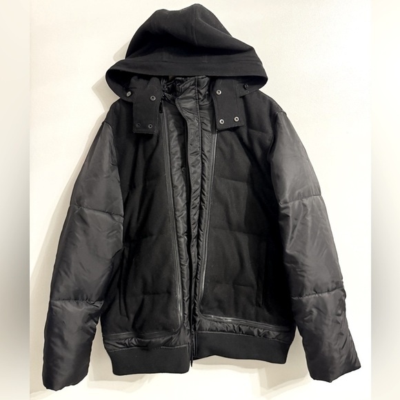 Karl largerfield Paris black puffer zip up jacket XXL